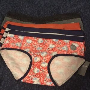 NWT Set of four American eagle boy briefs